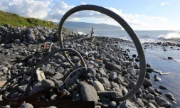 Déchets sur le sentier littoral Nord