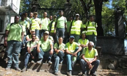 Lundi 13 Août 2012

Les associations devant la préfecture