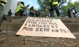 Jeudi 16 août 2012 - Manifestation des emplois verts devant la préfecture