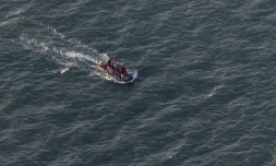 Un nourrisson est décédé jeudi soir au large de Wissant (Pas-de-Calais) dans le naufrage d'une embarcation surchargée de personnes tentant de rejoindre clandestinement l'Angleterre