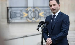 Benoît Hamon parle à la presse après avoir été reçu à l'Elysée le 2 février 2017