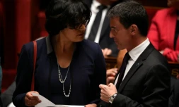 Myriam El Khomri et Manuel Valls à l'Assemblée nationale le 11 mai 2016