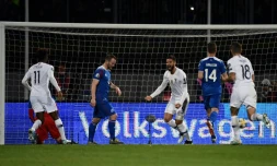 L'attaquant des Bleus Olivier Giroud (c) buteur lors de la victoire 1 à 0 sur Reykjavik à Saint-Denis le 11 octobre 2019