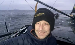 Le navigateur français Armel Tripon, à bord de son monocoque "Imoca 60 L'occitane", lors de la 9e édition du Vendée Globe, le 6 janvier 2021