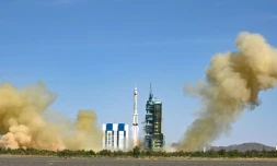 Décollage d'une fusée Longue-Marche 2F avec à son bord trois astronautes chinois, le 5 juin 2022 au centre de lancement de Jiuquan, dans le nord-ouest de la Chine