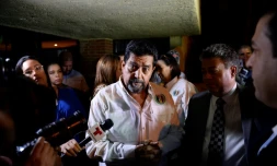 L'opposant vénézuélien Edgar Zambrano après sa libération de prison, le 17 septembre 2019 à Caracas.


Zambrano, the vice president of the National Assembly, was arrested by President Nicolas Maduro's intelligence service in May 2019 for supporting a failed April 30 uprising organized by opposition leader Juan Guaido.