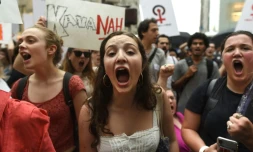 Des manifestants contre la nomination du juge Kavanaugh à New York, devant la Trump Tower, le 4 octobre 2018  