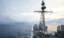 Photo prise le 28 août 2022 par la marine américaine du croiseur lance-missiles USS Chancellorsville dans le détroit de Taiwan  