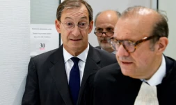 Nicolas Bazire (G), ancien directeur de campagne d'Edouard Balladur en 1995, au tribunal de Paris le 15 juin 2020