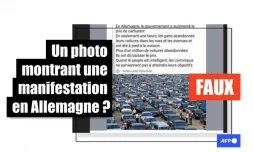   Cette photo ne montre pas une manifestation contre la hausse des prix du carburant en Allemagne, mais des embouteillages en Chine