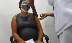  Attention à ces publications trompeuses qui mettent en garde contre la vaccination anti-Covid pour les femmes enceintes
