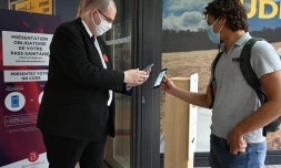   Non, la possibilité de recourir au pass sanitaire n'a pas pris fin le 15 novembre