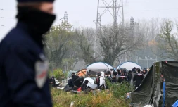   Gérald Darmanin a-t-il "fait arrêter" les lacérations des tentes de migrants ?