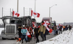 Non, un convoi canadien contre la vaccination obligatoire n'a pas établi un record du monde au Guinness