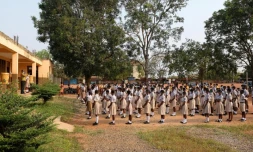   Non, un enseignant stagiaire n'a pas fait tomber une vingtaine d'élèves enceintes dans une école du Ghana