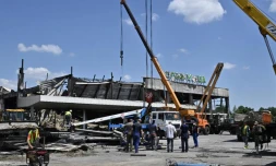   Un centre commercial ukrainien "fermé depuis longtemps" au moment d'une frappe russe ? Plusieurs éléments montrent le contraire