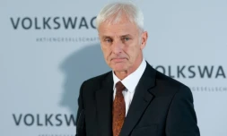 Le PDG de Volkswagen Matthias Mueller à l'issue d'une réunion du conseil de surveillance à Wolfsburg en Allemagne le 20 novembre 2015