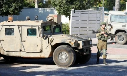 Un soldat israélien en poste dans le village d'Avivim, dans le nord d'Israël, à proximité de la frontiÚre libanaise, le 2 septembre 2019