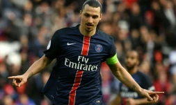Zlatan Ibrahimovic, attaquant vedette du Paris Saint-Germain, célÚbre un but face à Caen, le 16 avril 2016 au Parc des Princes