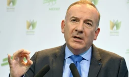 Le président du Medef Pierre Gattaz à Paris le 17 novembre 2015