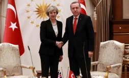 La Première ministre britannique Theresa May (g) et le président turc Recep Tayyip Erdogan, le 28 janvier 2017 à Ankara