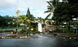 Barrage dans le quartier de Magenta, à Nouméa, le 20 mai 2024