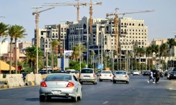 Un hôtel en construction à Tripoli, le 13 août 2021 