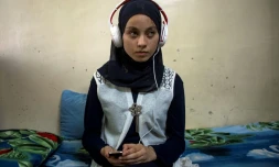 Nour al-Ta'i, jeune irakienne aveugle de 15 ans, est l'une des candidates du radio-crochet "al-Ghad Star", organisé par une radio d'Erbil pour libérer le talent des jeunes irakiens de Mossoul