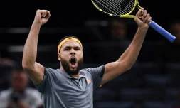 Le Français Jo-Wilfried Tsonga aprÚs sa victoire face au Russe Andrey Rublev, lors du Masters 1000 de Paris, le 28 octobre 2019