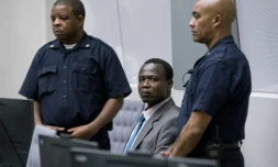 L'ancien chef de guerre de la LRA, l'Ougandais Dominic Ongwen, devant la Cour internationale de Justice (CPI), le 6 décembre 2016 à La Haye