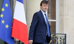 Le ministre de la Transition écologique Nicolas Hulot sort de l'Elysée après le Conseil des ministres le 11 avril 2018 à Paris