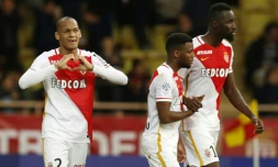 Le défenseur brésilien de l'AS Monaco Fabinho (N.2), buteur sur penalty contre Saint-Etienne à Louis-II, le 13 décembre 2015