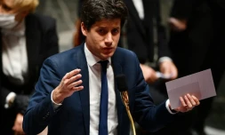 Le ministre français de l'Agriculture Julien Denormandie pendant une session de questions au gouvernement à l'Assemblée nationale à Paris le 8 juillet 2020