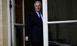 Le Premier ministre français Michel Barnier après une réunion avec les chefs des groupes parlementaires à l'hôtel Matignon, à Paris, le 26 novembre 2024