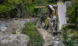 Des bùtiments eventrés aprÚs les intempéries dans la Vallée de la Roya, le 7 octobre 2020