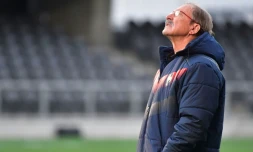 Le sélectionneur du XV de France Jacques Brunel lors du "Captain's Run" au stade de Dunedin, le 22 juin 2018 