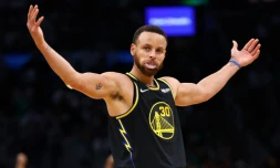 Le meneur des Warrioris Stephen Curry a inscrit 43 points dans la victoire de Golden State face aux Celtics dans le match N.4 de la finale NBA, le 10 juin 2022 à Boston.