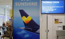 Les comptoirs de Thomas Cook, le voyagiste britannique en faillite, sont fermés à l'aéroport de Gatwick (Angleterre) le 23 septembre 2019
