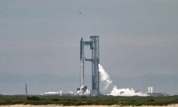 La mégafusée Starship de SpaceX sur la rampe de lancement de Starbase, au Texas, le 24 août 2025