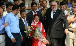 Une jeune femme indienne sourde et muette, Geeta, le 26 octobre 2015 à son arrivée à New Delhi après avoir passé plus de 10 ans au Pakistan