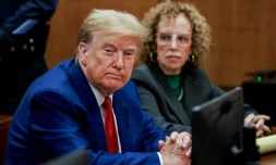 Donald Trump et l'une de ses avocates Susan Necheles, au tribunal de Manhattan, le 25 mars 2024