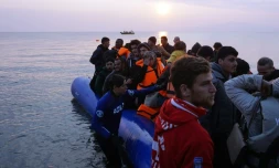 Des migrants arrivent le 20 mars 2016 sur l'île de Lesbos