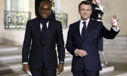 Le président français Emmanuel Macron accueille le président du Bénin Patrice Talon, à Paris le 16 février 2022
