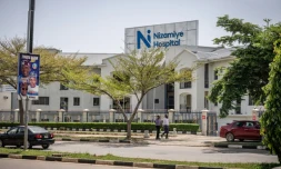 LâhĂŽpital Nizamiye Ă Abuja, le 21 octobre 2026, aprĂšs un cas confirmĂ© de virus Ebola au Nigeria