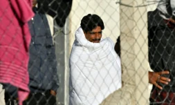 Un migrant dans un camp à Lipa, près de la ville de Bihac (nord de la Bosnie), le 29 septembre 2020