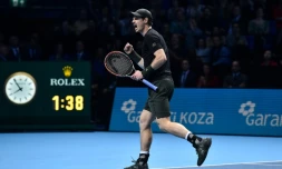 Le Britannique Andy Murray vainqueur du Masters face au Serbe Novak Djokovic, le 20 novembre 2016 à Londres 