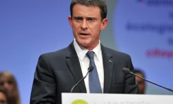 Le Premier ministre Manuel Valls s'exprime devant des militants à Tours, le 22 octobre 2016