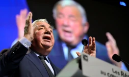 Le président du Sénat Gérard Larcher prononce un discours à Saint-Malo, dans l'ouest de la France, le 28 septembre 2023