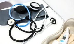 Pour la première fois, un cas d'Ebola a été diagnostiqué en France, chez un médecin revenant de République démocratique du Congo, actuellement frappée par une importante épidémie, mais le patient était déjà isolé depuis son retour et les autorités sanitaires se veulent rassurantes