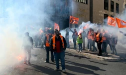 A moins d'un mois de la présidentielle, des milliers de personnes défileront dans toute la France jeudi pour réclamer une revalorisation des salaires et des retraites